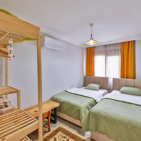Elfe Misra * Kaş