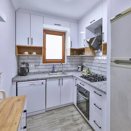 Apartment Elfe Misra